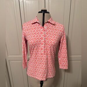 J. McLaughlin Coral, Pink & White Geometric Top